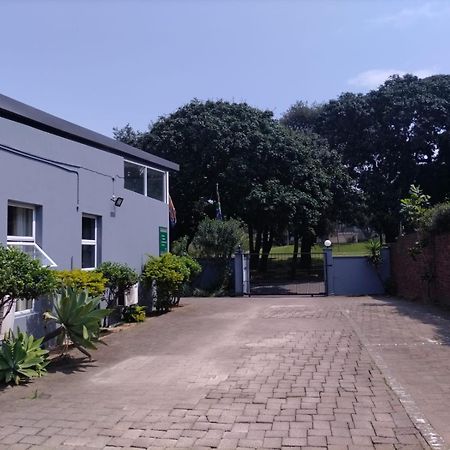 Essenwood Park Hotel Дърбан Екстериор снимка
