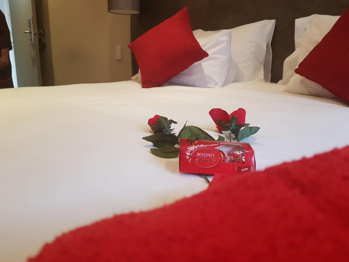 Essenwood Park Hotel Дърбан Екстериор снимка