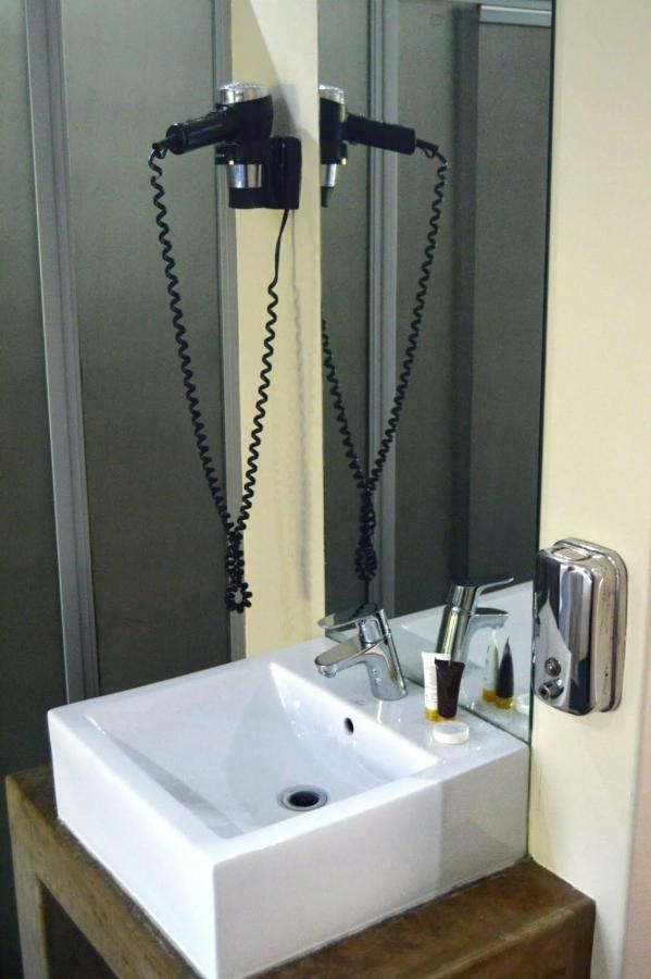 Essenwood Park Hotel Дърбан Екстериор снимка